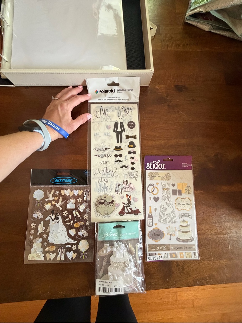 NWOT - Wedding Theme Gold and White Stickers - Party Supplies